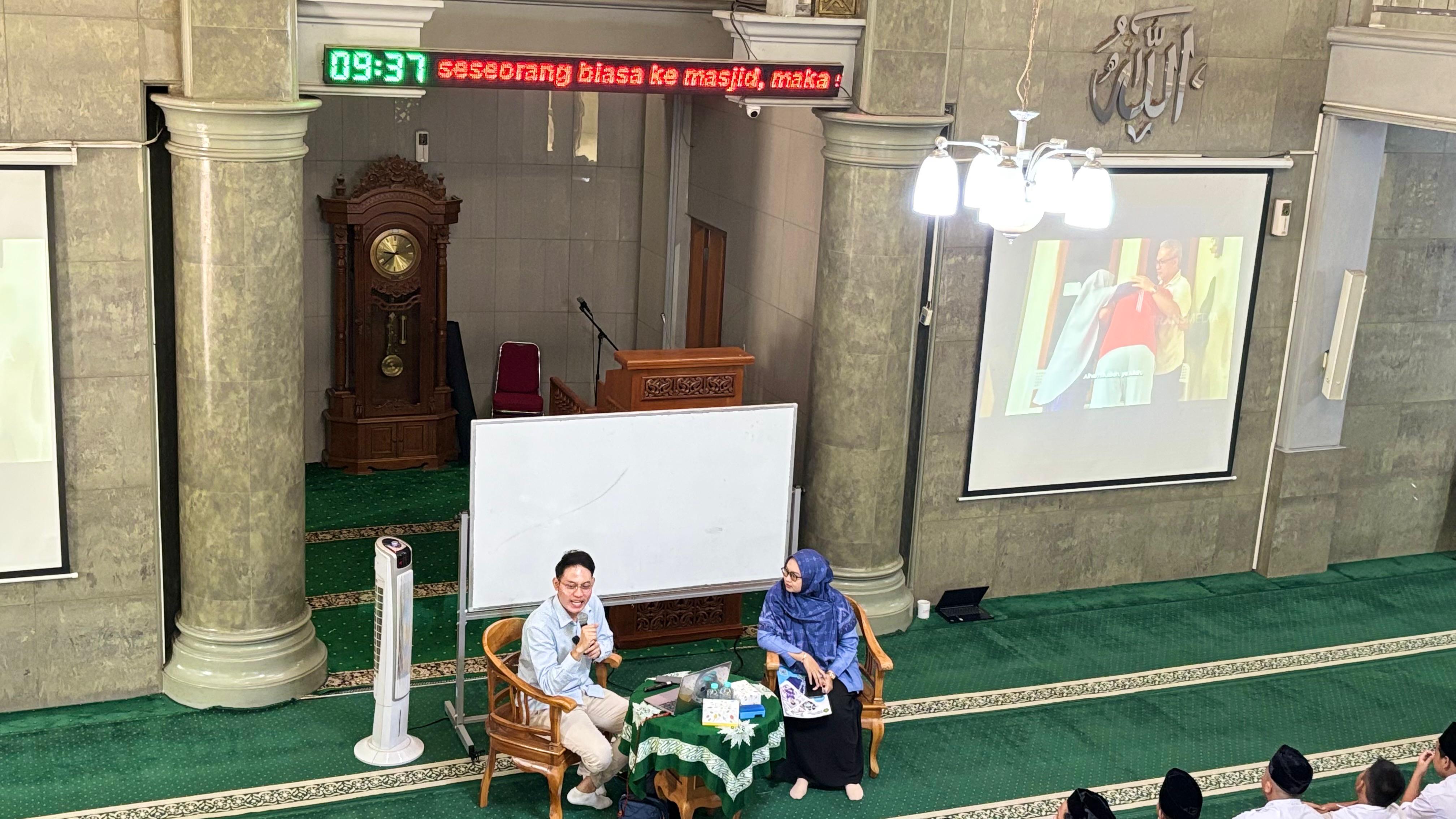 Gelar Seminar Motivasi “RESPECT: Reach Success, Stop Bullying”